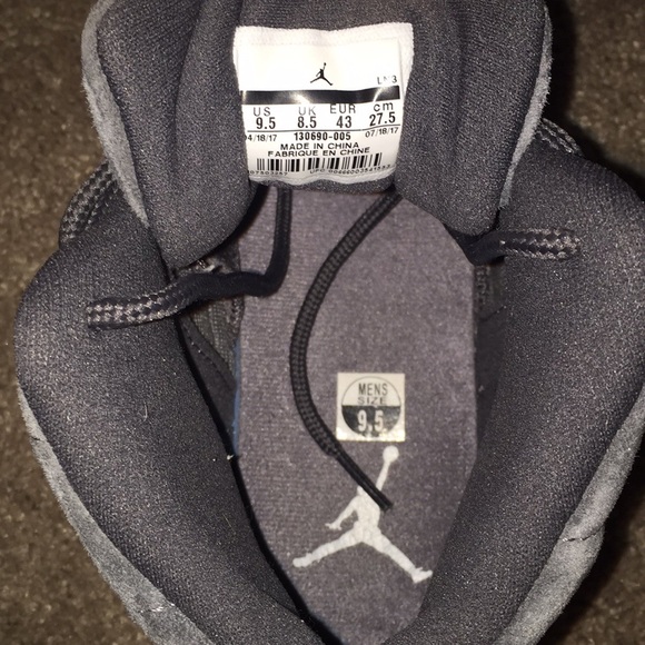 Jordan 12 - Picture 8 of 8